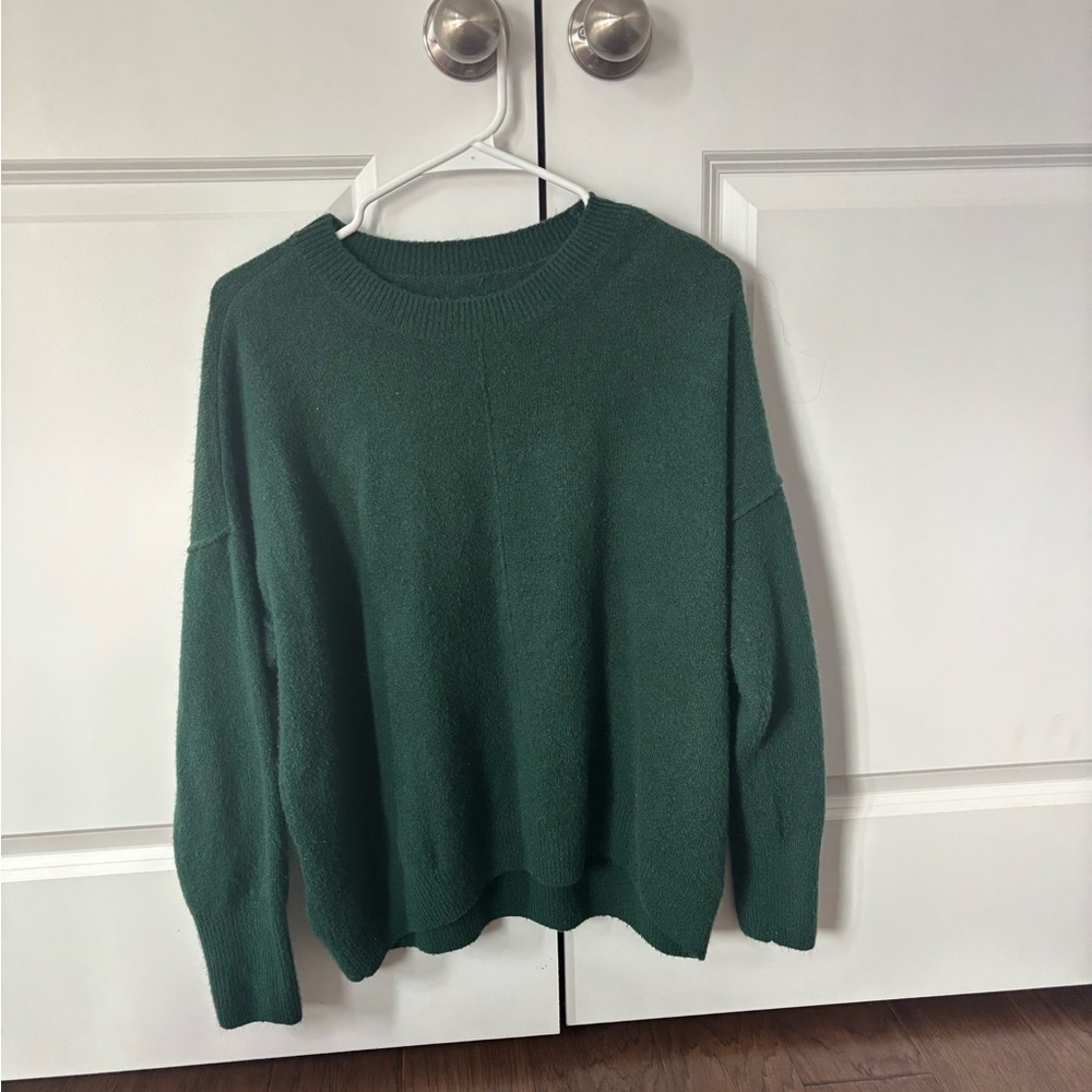 Women's Green Crew Neck Sweater